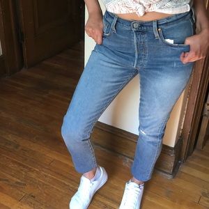 Levi’s 501 High Rise Skinny Button-Fly